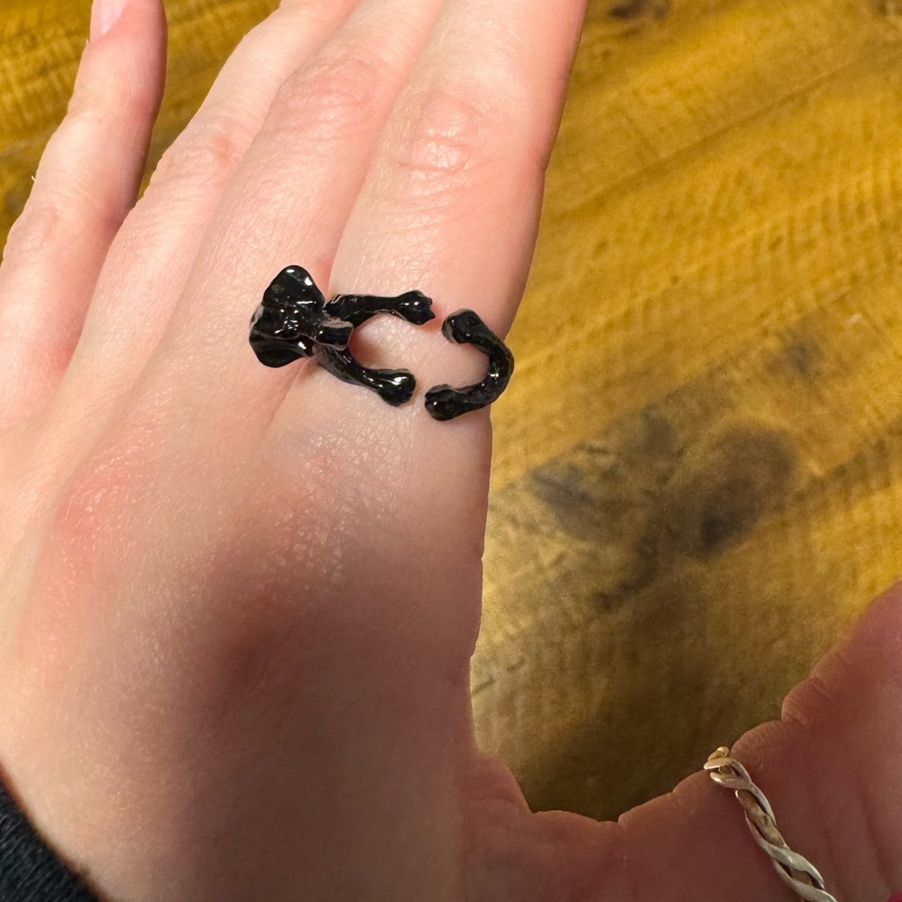 Elegant Black dog adjustable ring new‎